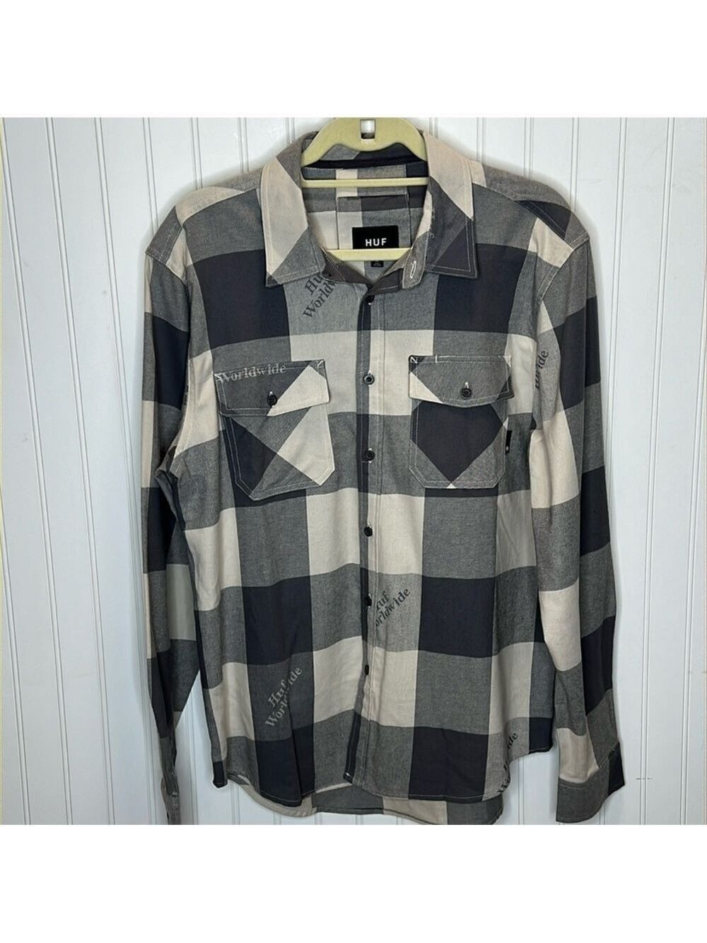 - HUF Worldwide Grey Block Flannel Shirt Size Medium